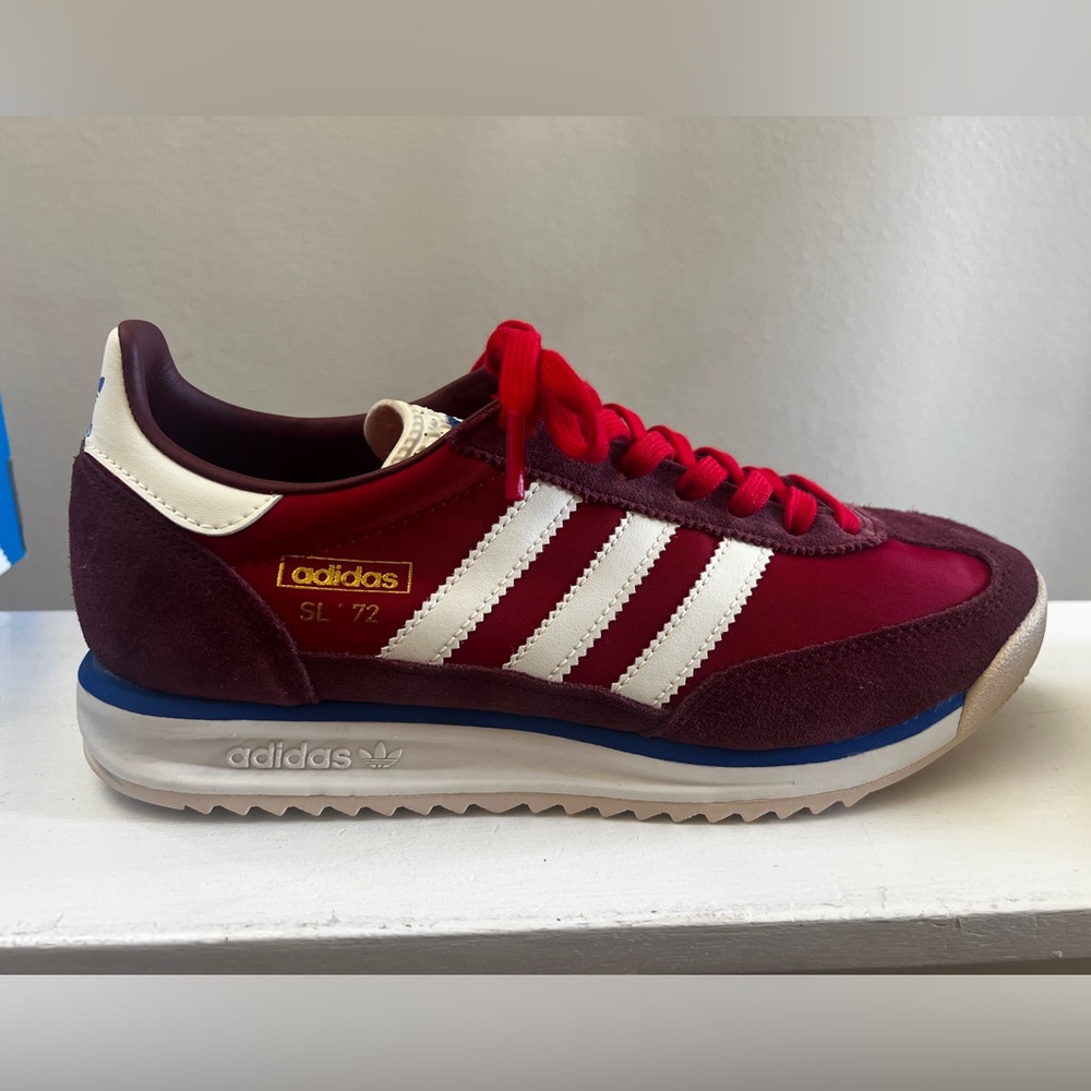 NWT Adidas SL 72